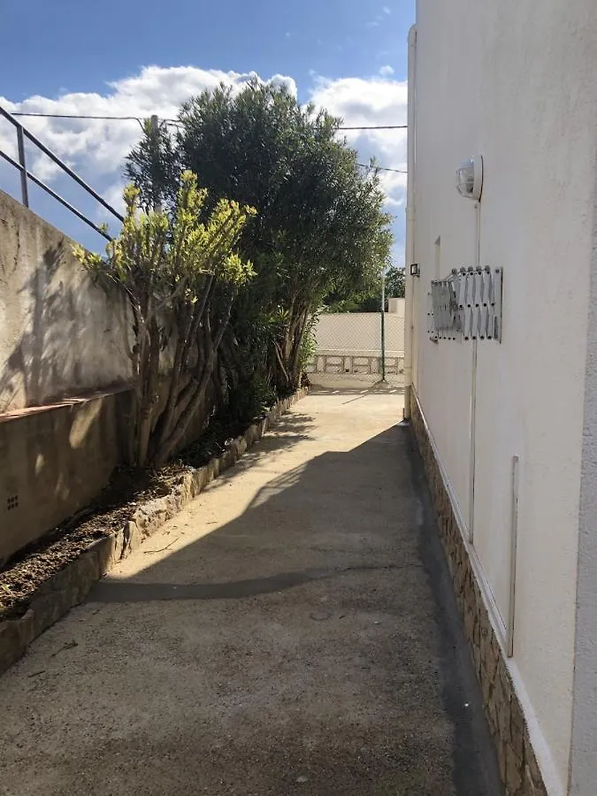 Planta Baixa Amb Jardi I Vistes Al Mar Apartment Llanca